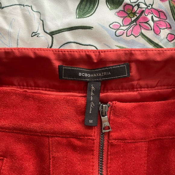 BCBGMAXAZRIA Faux Suede Mini Skirt - Picture 4 of 7